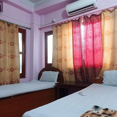 Darshan Namaste Hotel & Lodge Siddharthanagar Exterior foto