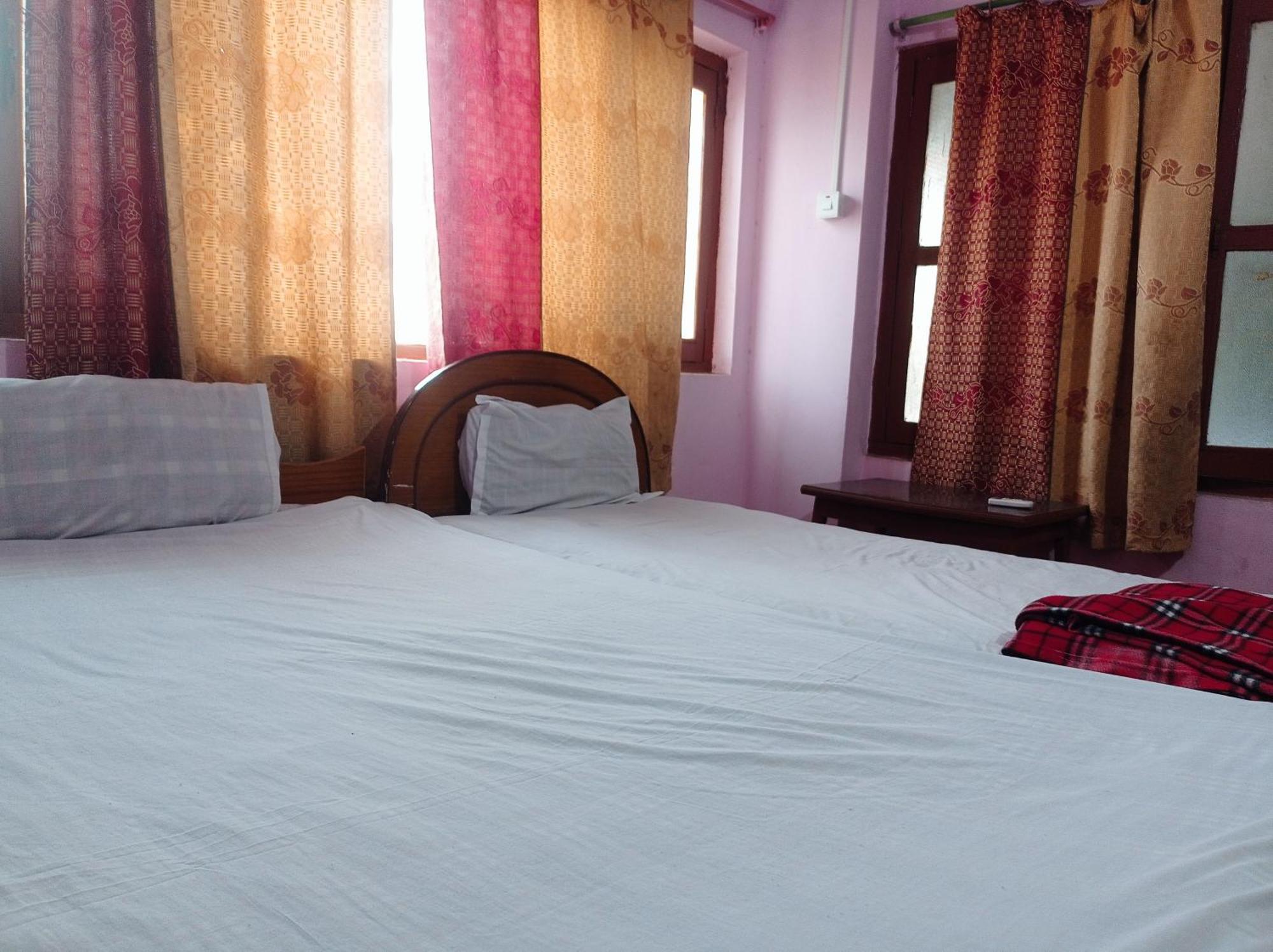 Darshan Namaste Hotel & Lodge Siddharthanagar Exterior foto